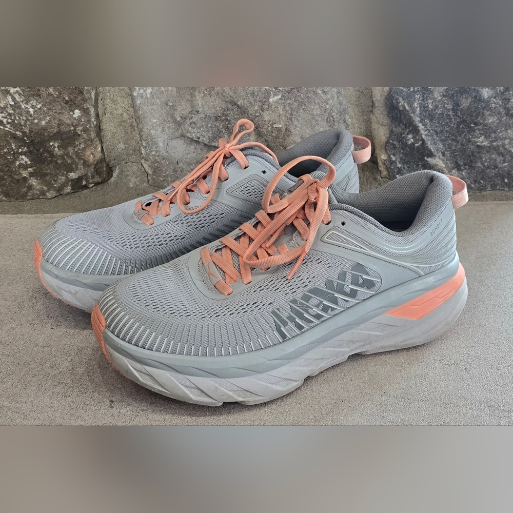 Hoka ONE ONE Bondi 7 Women's Gray and Coral Sneakers Size 7.5